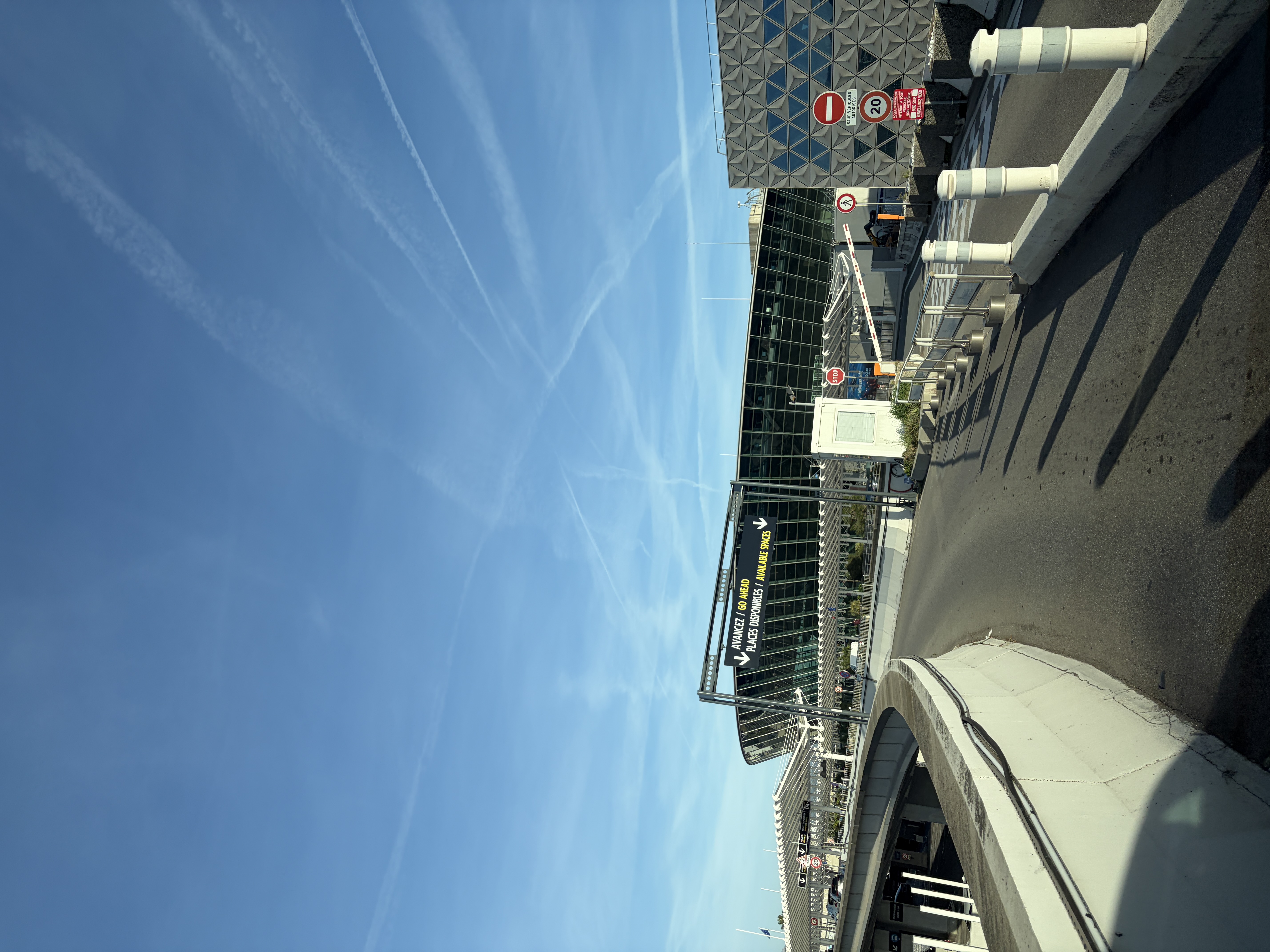 Nice Airport Guide: Easy Ways to Get from the Airport to the City Centre